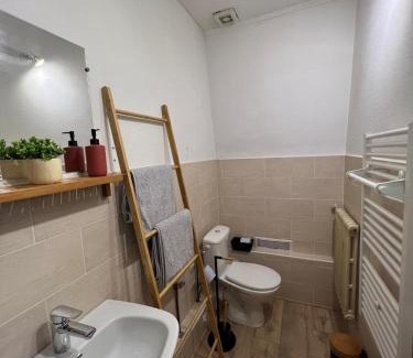 Senlis Apartment | Superbe studio Cosy pour une ESCAPADE au Coeur de Senlis-Idéal pour Couples Voyageurs & Professionnels