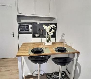 Senlis Apartment | Superbe studio Cosy pour une ESCAPADE au Coeur de Senlis-Idéal pour Couples Voyageurs & Professionnels
