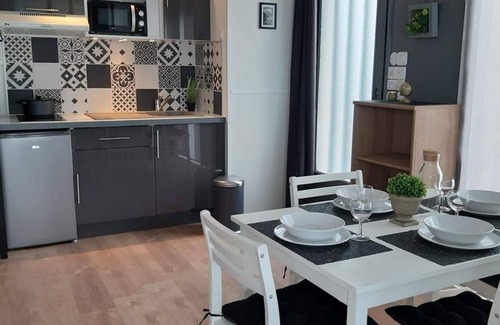 Amfreville House | Superbe Studio Esprit Loft Proche de la Plage