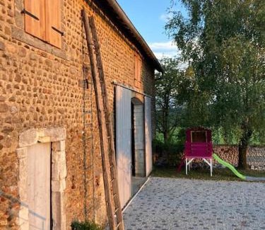 Saint-Castin Apartment | Superbe T2 dans grange, calme absolu, Pau à 10min