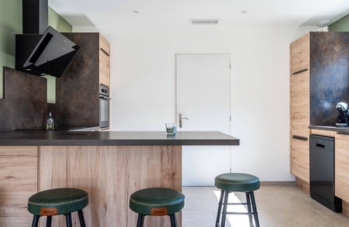 Connaux Villa | Superbe Villa Climatisée Proche Uzès, Entre Avignon et Nîmes Toutes Commodités