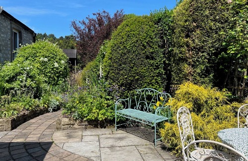 Ashford-in-the-Water Cottage | Superbly appointed, Cosy cottage in the heart of the Derbyshire Peak District
