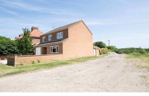 Wells-next-the-Sea House | Superbly located and refurbished four bedroom property five minutes walk to town
