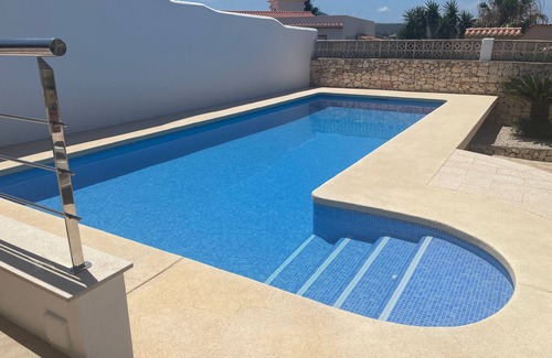 Balcon del Mar Villa | Superbly Maintained Detached Villa in Private Grounds with Own Pool