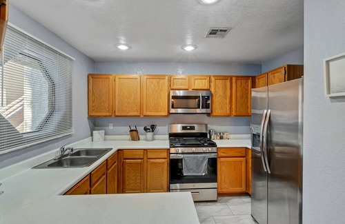 Spring Valley Apartment | Superhost 5 Star ⭐️ Service with 2 Bedrooms