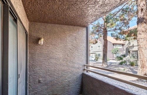 Spring Valley Apartment | Superhost 5 Star ⭐️ Service with 2 Bedrooms