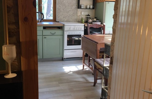 Sainte-Alvere Apartment | Superior apartment with balcony in the countryside