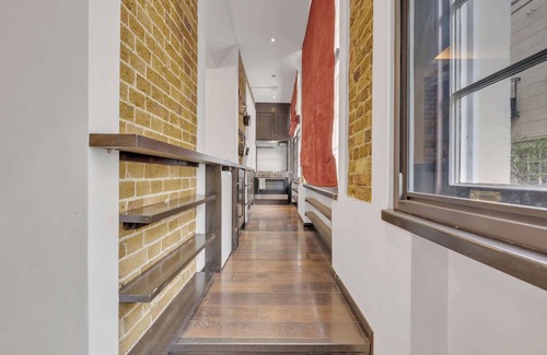Belgravia Condo | Superior 2 bedroom 2 bathrooms