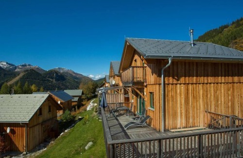 Hohentauern House | Superior #63 mit IR-Sauna&Sprudelwanne by Interhome