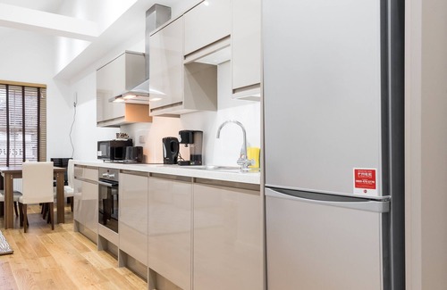 Spitalfields Apartment | Superior Apartment - Close to Liverpool St station