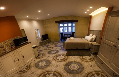 Rabat House | "Superior Double Bedroom with Street View" @ Casa Azzopardi