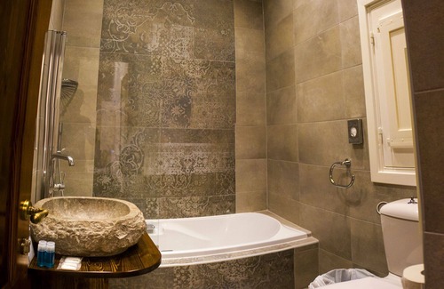 Rabat House | "Superior Double Bedroom with Street View" @ Casa Azzopardi