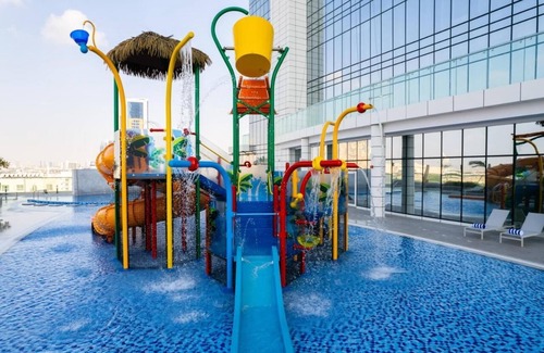 Jumeirah Village Triangle Apartment | Superior Room In Jvt near Triangle supermarket.