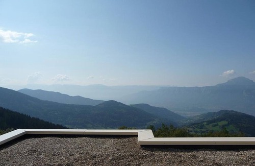 Prapoutel Apartment | Superior studio cabin near slopes, sleeps 4, south balcony, ski locker