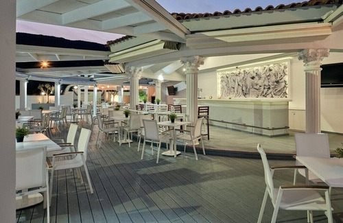 Kalamaki Apartment | Superior Suite Sea View Private Outdoor Jacuzzi