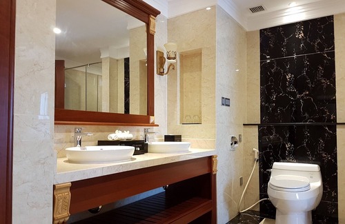 Son Tra Hotel | SUPERIOR TWIN - DLG HOTEL DANANG 5 STAR