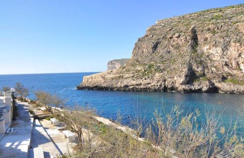 Xlendi Apartment | Superior Xlendi Lungomare Apartment