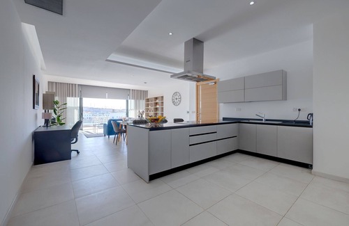 Sliema Apartment | Superlative Apartment With Valletta and Harbour Views