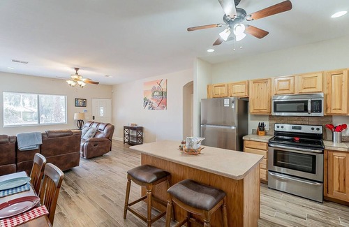 Gold Canyon House | Superstition Escape–Pool,Kitchen,Thanksgiving Deal