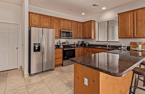 Apache Junction House | SUPERSTITION Mountains hideaway w/360 views of Mountains and City lights