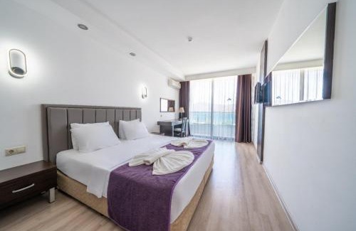 Icmeler City Center Hotel | SUPREME BEACH İÇMELER Adults Only