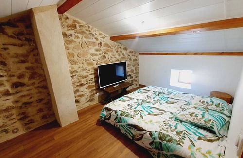 Saint-Julien-le-Roux House | Sur les Sommet de L'ardèche