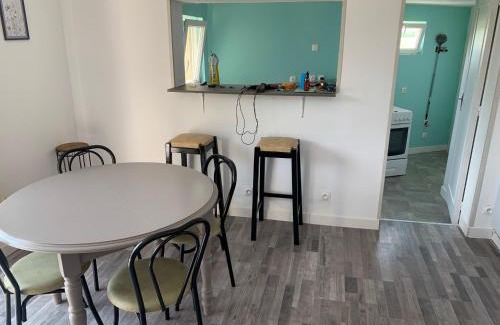 Isigny-le-Buat House | Sur la route du Mont Saint Michel