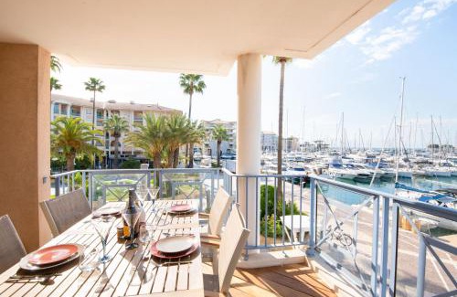 Frejus Plage Apartment | Sur le port, 3 cham, parking