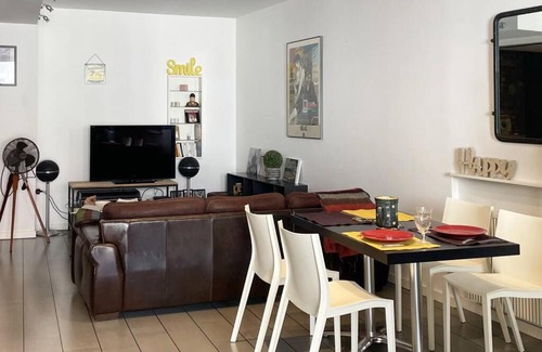Annecy Old Town Apartment | SUR LE THIOU, Cosy 2 pers, en vieille ville