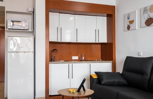 Fuengirola City Centre Apartment | Sur Suites Palmeras 525