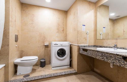 Fuengirola City Centre Apartment | Sur Suites Palmeras 525