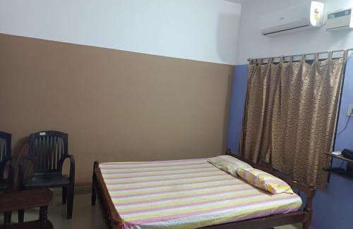 Takkalai Hotel | Surabhi Gardens