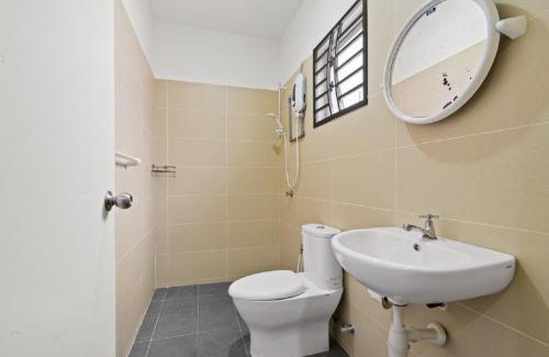 Kampung Salak Tinggi House | Suraya Homestay Semi-D