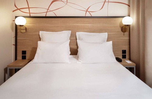 Zone Activite Nord-Ouest Hotel | Sure Hotel by Best Western Caen Mémorial