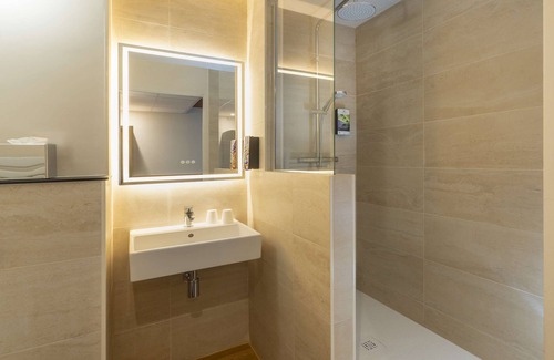 Zone Activite Nord-Ouest Hotel | Sure Hotel by Best Western Caen Mémorial