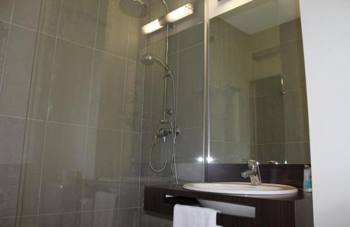 Zone Activite Nord-Ouest Hotel | Sure Hotel by Best Western Caen Memorial