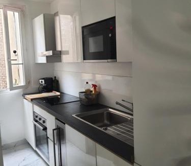Suresnes Apartment | suresnes centre