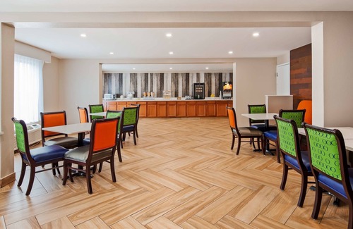 Florence Hotel | SureStay Hotel by Best Western Florence
