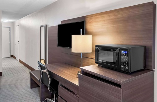 SeaTac Hotel | SureStay Hotel by Best Western SeaTac Airport North