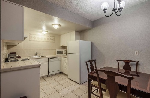 SeaTac Hotel | SureStay Hotel by Best Western SeaTac Airport North