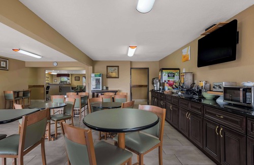 Tyrone Hotel | SureStay Plus Hotel by Best Western Silver City