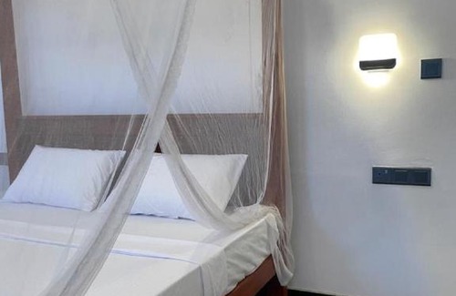 Weligama Hotel | Surf and Snooze Inn