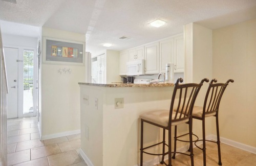Hilton Head Island Villa | Surf Court 22 - Forest Beach Townhouse With Ground Floor Entry