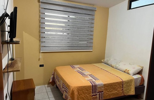 Puerto Baquerizo Moreno House | Surf House San Cristóbal Galápagos