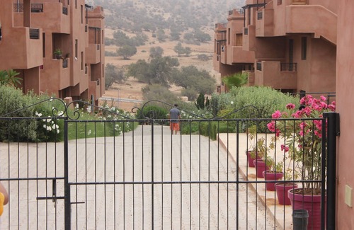 Taghazout Apartment | Surf & Relaxation . Luxury apartment in an Arganiers .