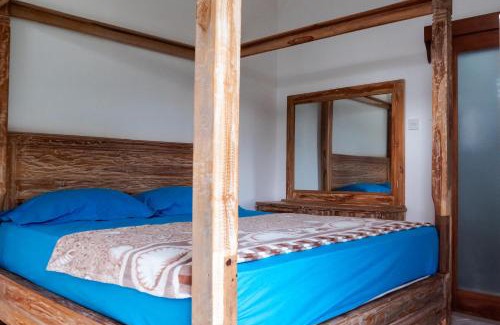 Pekutatan Villa | Surf Retreat Villa Sari Bali