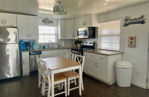 Surfside Beach House | Surf Rider - cozy modern cottage. Steps to the Beach!