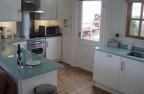 Croyde Ski Chalet | Surf's Up Beach House In Croyde