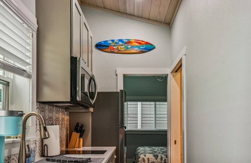 Dunedin House | Surf Shack Tiny Home on Pinellas Trail w/Heated Pool