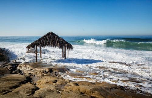 Beach Barber Tract Apartment | Surf Spot 4